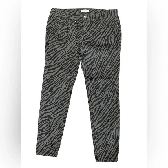Molly Bracken Gabrielle Zebra  Print Jeans Size 14W - Picture 6 of 9